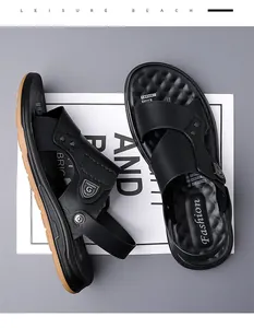 Détails des sandales en cuir noir pour hommes avec sangles croisées et semelle massante