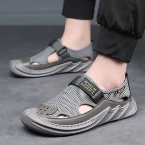 Atmungsaktive Herren Mesh-Walkingschuhe mit rutschfester dicker Gummisohle in Dunkelgrau