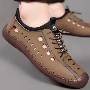 Chaussures d'été creuses marron pour hommes avec système de laçage rapide et style slip-on