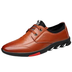 Chaussures décontractées en cuir marron pour hommes avec semelle en caoutchouc antidérapante