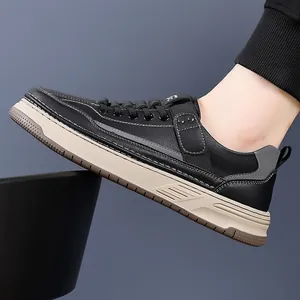 Chaussures décontractées pour hommes en cuir noir respirant avec semelle en caoutchouc