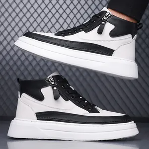 Sneakers alte da uomo in pelle bianca e nera con zip laterale e suola spessa in gomma