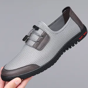 Herren Casual Atmungsaktive Mesh Schuhe Slip-On Fly-Knit Weiche Sohle Rutschfest Sommer Wanderschuhe Leichte Sneakers Loafers