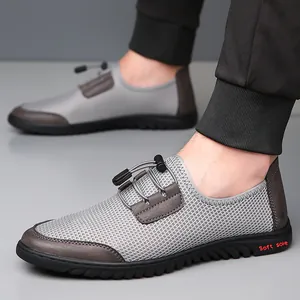 Atmungsaktive graue Mesh-Slipper für Herren mit weicher Sohle und Slip-On-Design