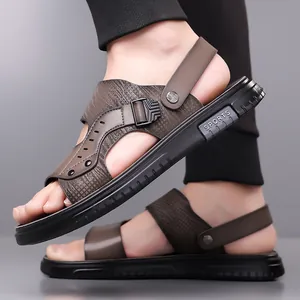 Sandali casual da uomo in pelle marrone con cinturino regolabile e suola antiscivolo