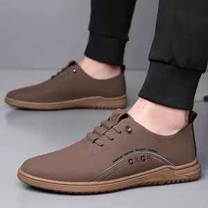 Scarpe casual da uomo in pelle marrone con suola in gomma antiscivolo da guida