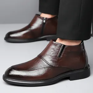 Dunkelbraune Chelsea-Boots für Herren aus Leder mit Seitenreißverschluss und Glanz