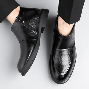 Schwarze Chelsea-Stiefeletten für Herren aus Leder mit Reißverschluss und robuster Gummisohle