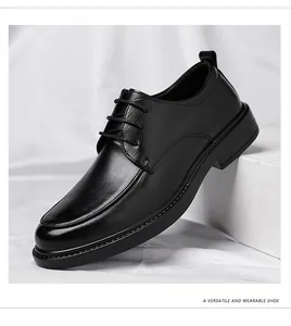 Detailansicht der schwarzen Business-Schuhe mit feinen Nähten und poliertem Leder