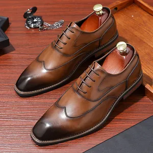 Chaussures de Ville pour Hommes Style Britannique Affaires Cuir Wingtip Brogue Gradiant Frotté à Lacets pour Mariage
