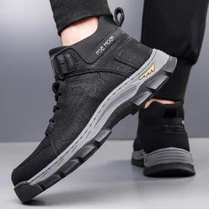 Wasserdichte schwarze Herren-Winterstiefel mit rutschfester Gummisohle für Outdoor-Wärme