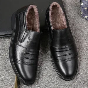 Herren Business-Slipper aus schwarzem Leder mit warmem Futter und elastischem Bund