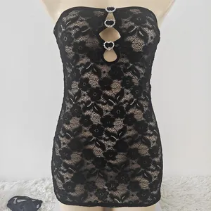 Robe moulante en dentelle noire sexy avec strass en forme de cœur et maille transparente