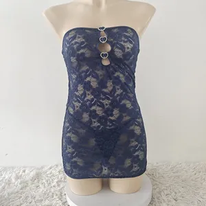 Robe de lingerie en dentelle bleu marine avec cœurs strass et motif floral