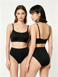 Détails d'ensemble de lingerie noire sans couture avec soutien-gorge brassière et culotte haute