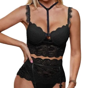 Ensemble de lingerie en dentelle noire sexy avec licou et détails en dentelle cils