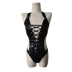 Body sexy en similicuir noir avec dos nu et lacets sur le devant