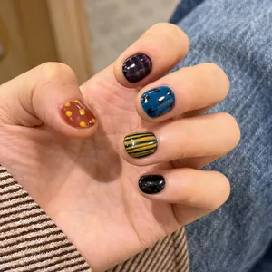 Vintage Checkered Contrast Color Polka Dots Short Square Press On Nails ABS Full Cover Fake Nails Women DIY Manicure