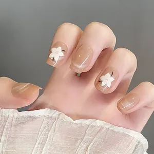 Uñas postizas artesanales ojo de gato nude con flores 3D y forma cuadrada corta chic