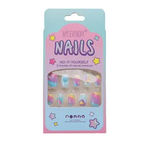 Unghie finte arcobaleno per bambini, set da 24 pezzi corti con design a onde colorate