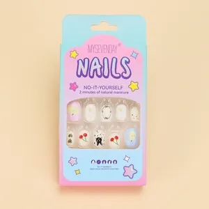 Coffret de 24 faux ongles pour enfants avec motifs de fruits mignons et cœurs en boîte bleue