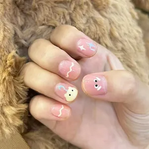 Faux Ongles à Presser Faits à la Main Rose Courts Carrés Ours Dessin Animé Motif Étoiles Poudre Miroir Réutilisables pour Femmes