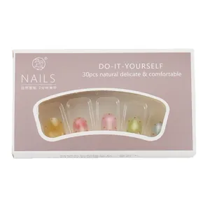 Kit de faux ongles dégradés à pois colorés présentés dans un coffret de 30 pièces