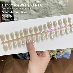 Faux ongles faits main œil de chat, dégradé nude, ensemble de 30 pièces tailles variées