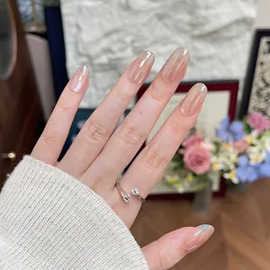 Short oval aurora gradient cat-eye press-on nails in iridescent pink-purple finish