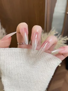 Details von rosa Verlauf Mandel-Drucknägeln mit Silberglitzer-Finish für Frauen