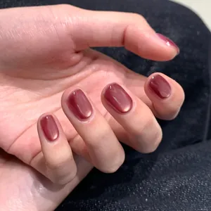 Kurze rosa Farbverlauf Glitzer Kunstnägel mit luxuriösem Spiegel-Finish für Frauen