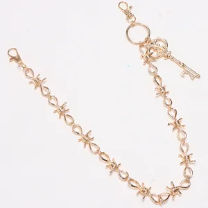 Gouden punk prikkeldraad tailleketting met kroonsleutel hanger voor broeken en tassen