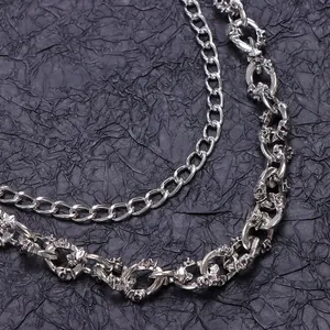 Punk Silber Doppel-Hosenkette mit geschnitzten Totenkopf-Anhängern für Herren und Damen