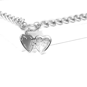 Collana a catena cubana argento con ciondolo a cuore apribile inciso I Love You