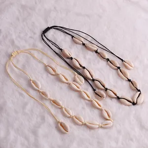Set di collane girocollo con conchiglie hawaiane fatte a mano con corde regolabili
