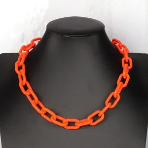 Collier à grosse chaîne orange vif en acrylique pour femme de style punk et hip hop