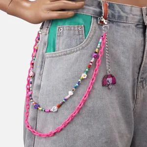 Y2K bunte Perlen-Hosenkette mit rosa Acrylgliedern und Anime-Mädchen-Anhänger