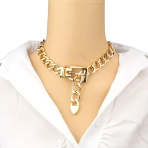 Punk Alloy Belt Buckle Cuban Link Necklace Heart Pendant Hip Hop Metal Geometric Choker Statement Jewelry Accessory