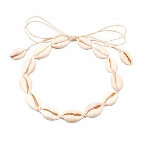 Detail shot of handmade seashell necklace weighing 21.6g with 80cm adjustable length