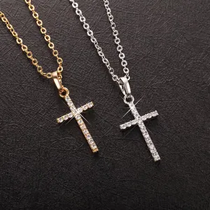 Collana Con Pendente a Croce in Lega di Moda Per Donna Oro Argento Placcato Zirconia Intarsiato Gioielli Cristiani Religiosi Regalo Festa Quotidiana