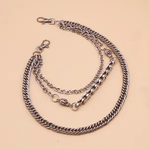Chaîne de taille multicouche style punk en métal argenté avec pendentifs têtes de mort