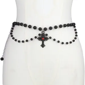 Gothic zwarte parel heupketting met dubbele lagen en een kruishanger met rode edelsteen