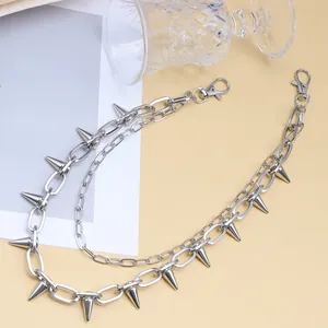 Catena da vita a doppio strato in metallo argento stile punk con borchie a punta