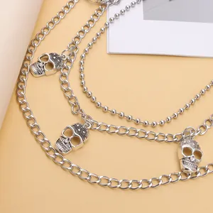 Catena da vita multistrato argento stile hip hop con teschi e perline metalliche chic