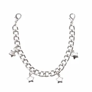 Tobillera de cadena plateada con estrellas mostrando medidas y longitud de 28,5 cm