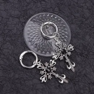 Gothic-Kreuz-Schuhanhänger aus Silber mit schwarzen Edelsteinen für Stiefel und Schuhe