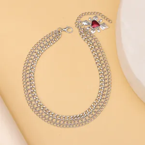 Chaîne de chaussure multicouche argentée avec pendentif croix rubis rouge style hip-hop