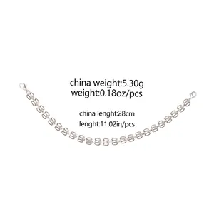 Detailed view of silver chain links with length and weight specs for bohemian hat accessory