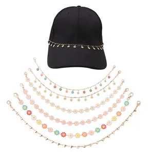 Accessoires de Chaîne de Chapeau en Strass Fleur Marguerite à la Mode pour Femmes Pendentif Cœur en Émail Bijoux de Décoration de Chapeau