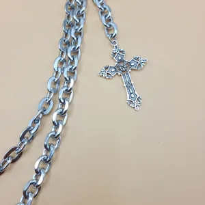 Punk style silver metal pant chain with vintage floral cross pendant for street fashion